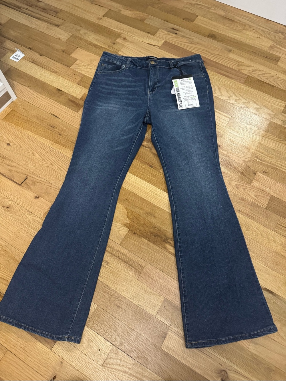 Women’s bootcut flared jeans